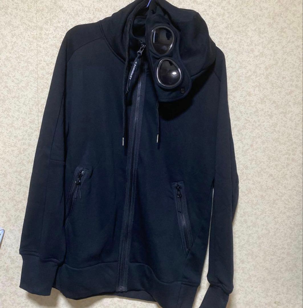 cp.company ゴーグルパーカー