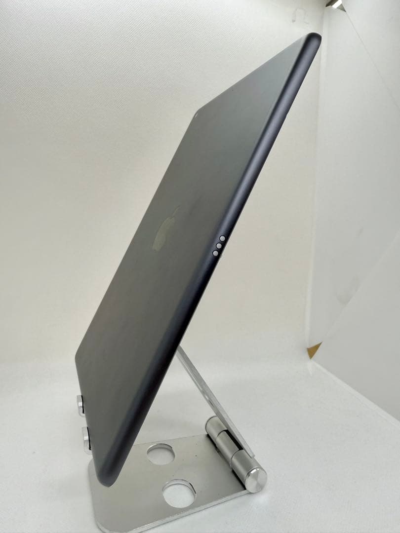 Ipad第8世代 128GB Wi-FiモデルLQ1GG