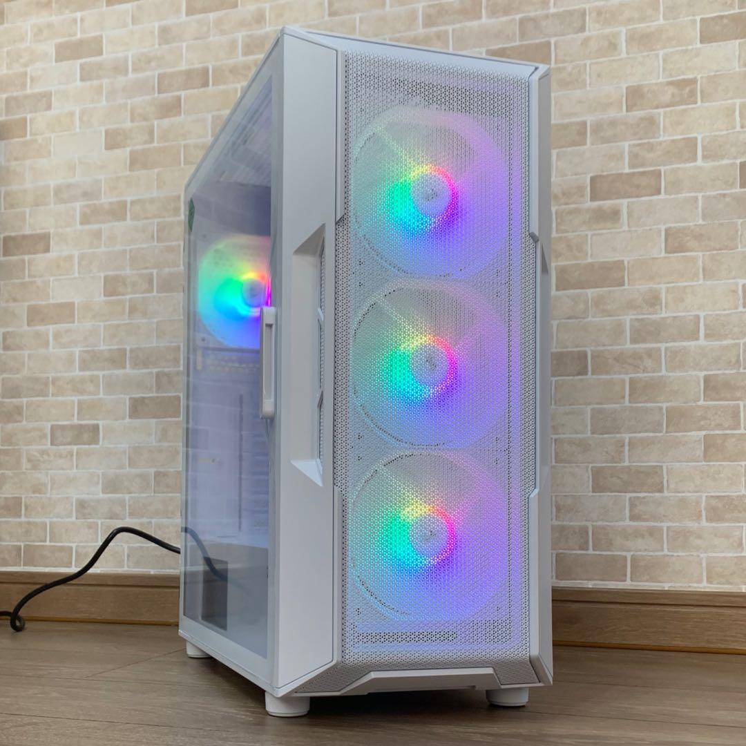 【格安】SSランクi7&GTX1070搭載ゲーミングPCフルセットホワイトver