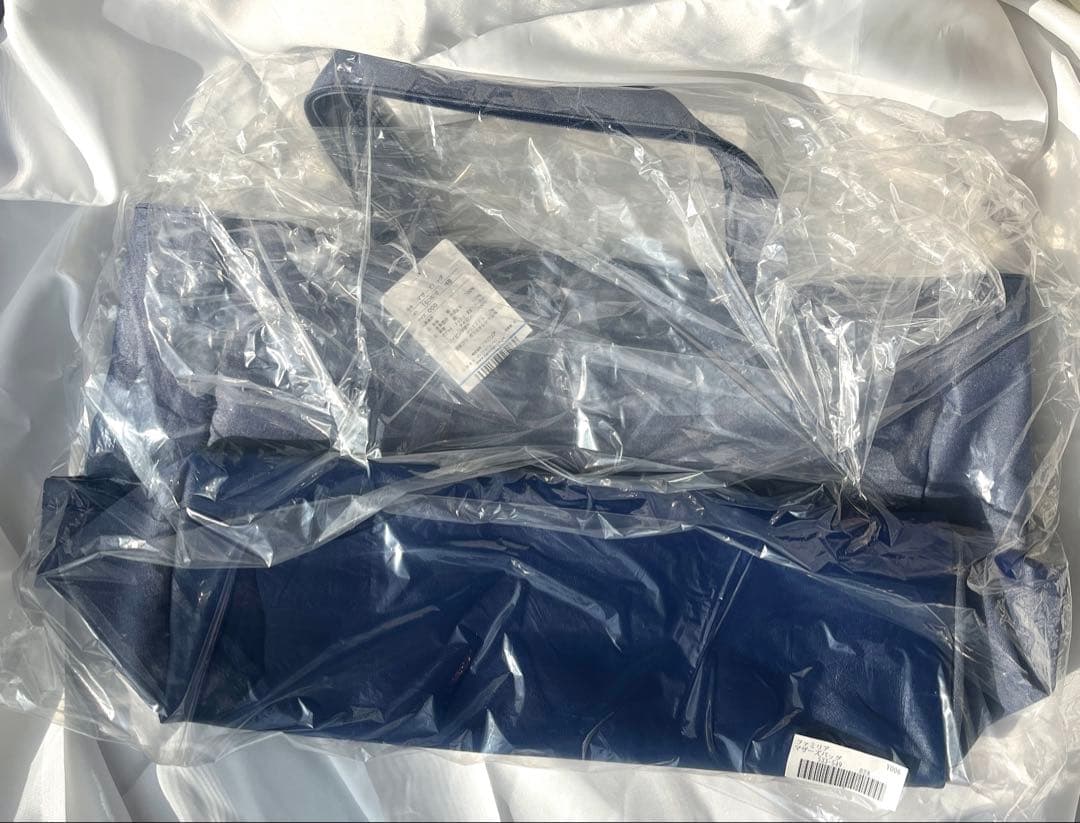 【新品未開封・廃盤】ファミリア マザーズバッグ デニム 大容量 小鳥チャーム付