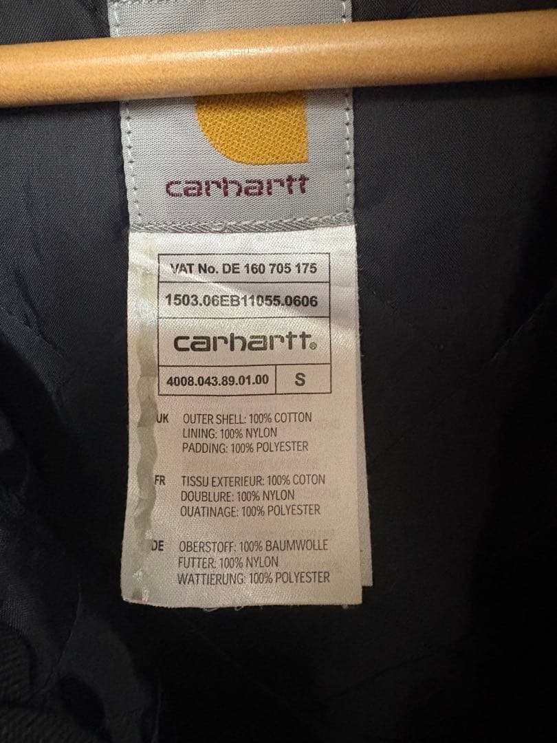 カーハート　シベリアンパーカー　Sサイズ　ブラック