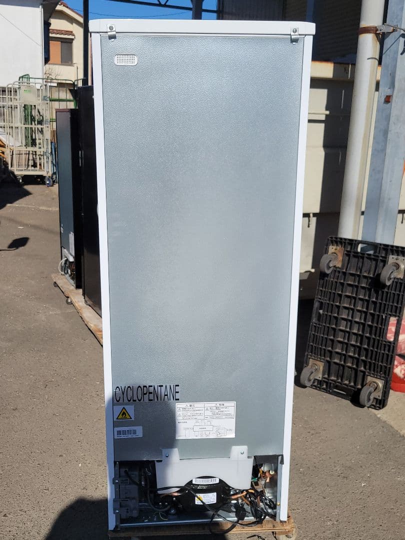 ヤマダセレクト 冷凍冷蔵庫 YRZ-F15J 156L 2022年製★