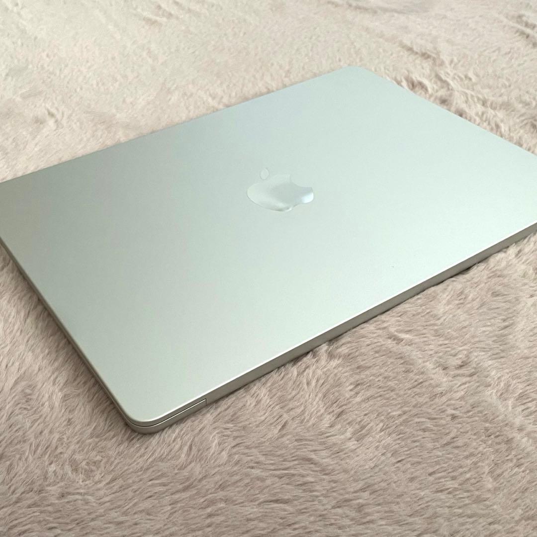 【美品】MacBook Air M2 13.6インチ　AppleCare＋