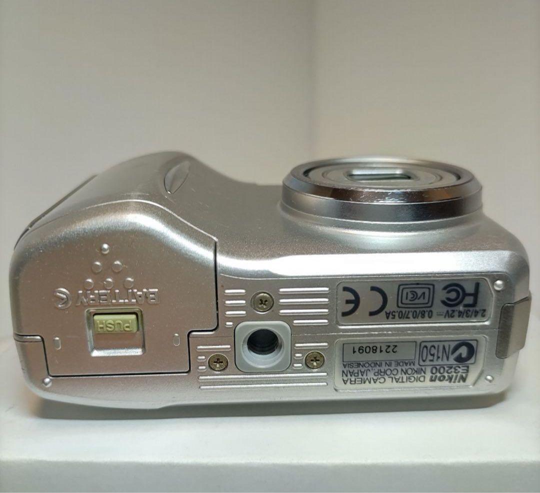 【動作確認済み】ニコン COOLPIX 3200 オールドコンデジ デジカメ