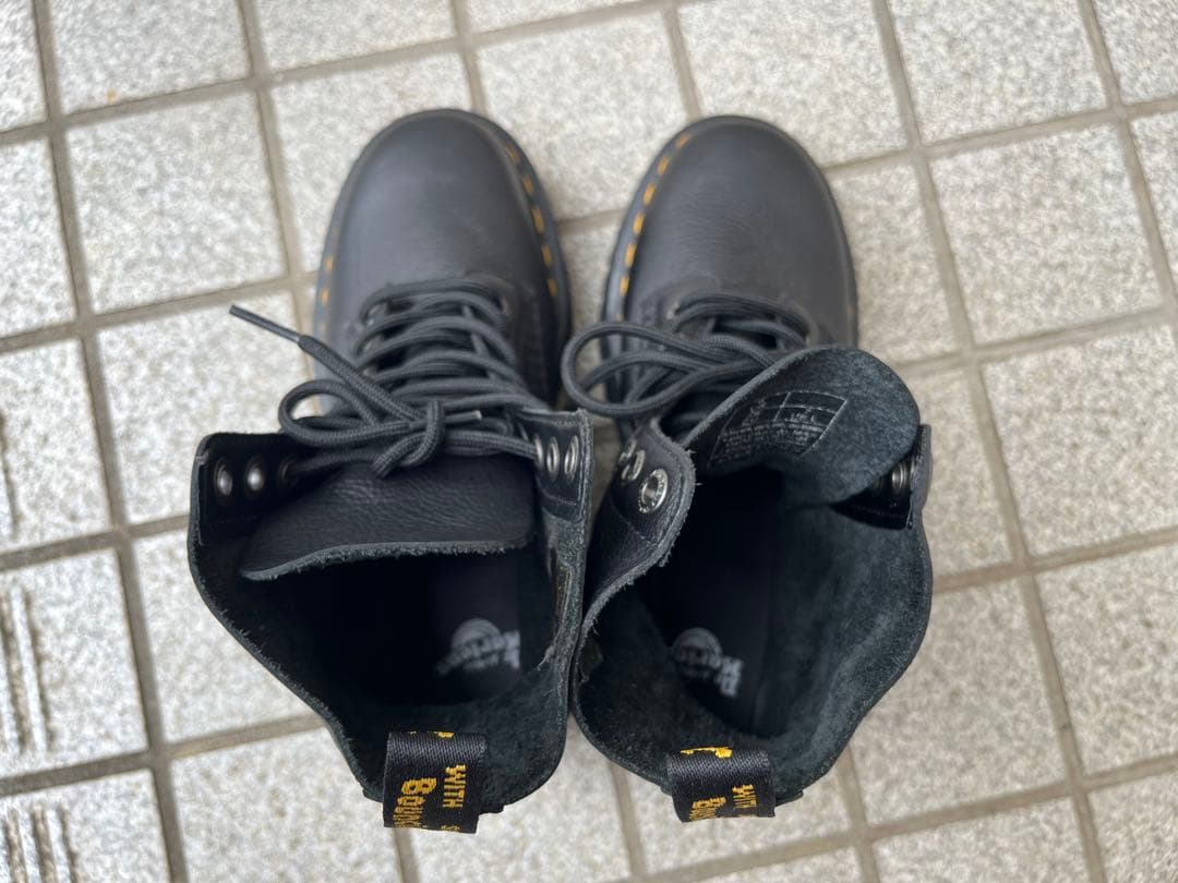 ドクターマーチン　厚底ブラックブーツ