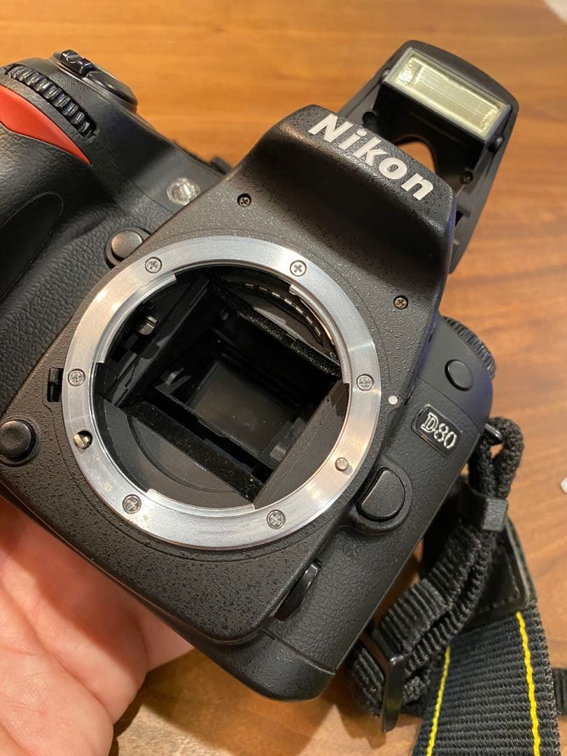 ア*ロ様 Nikon D80 CCDデジタル一眼レフ28-80mm Gレンズ付