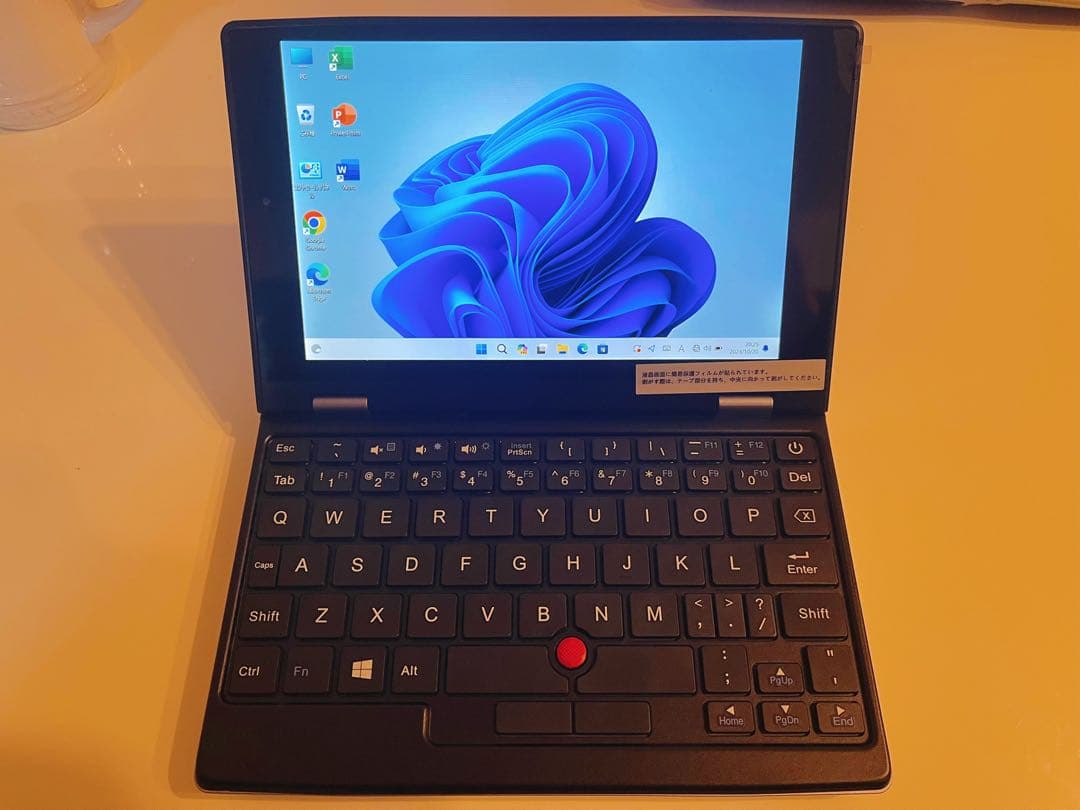 7インチWin11pro搭載UMPC(ミニノートPC)