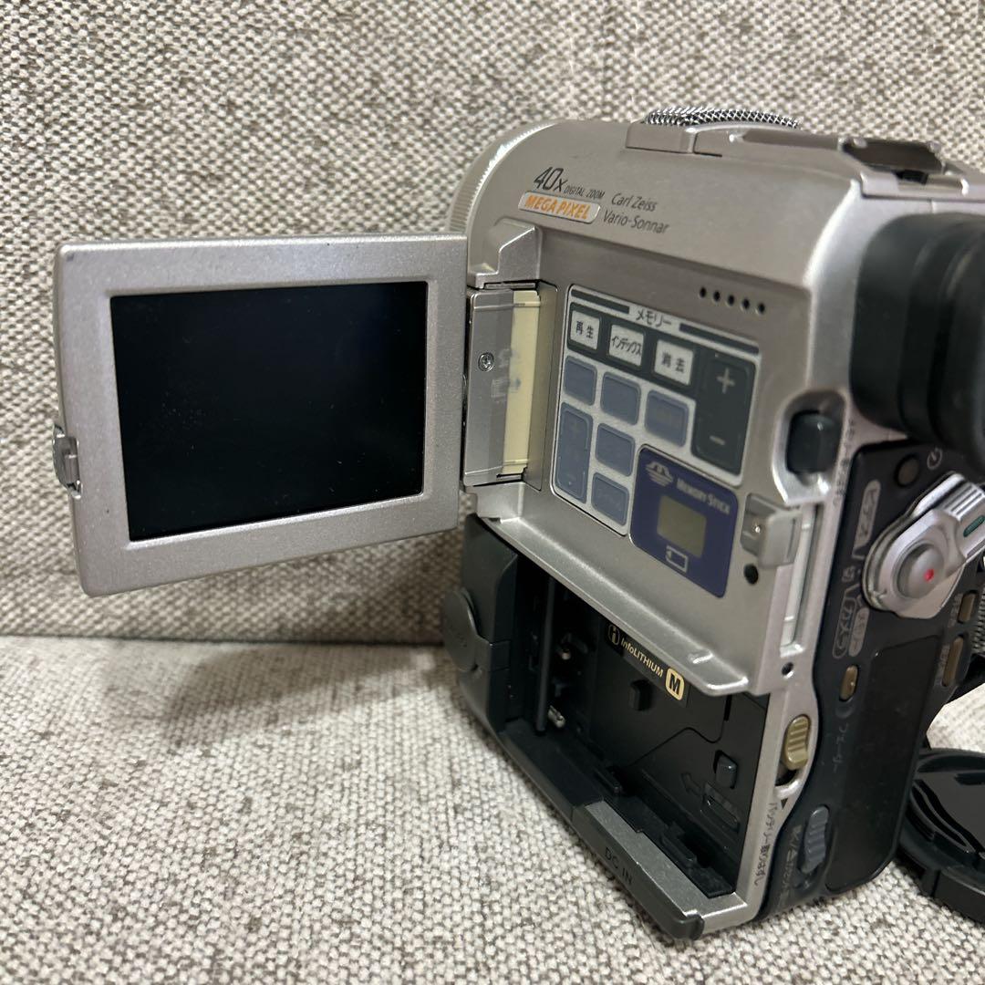 ビデオカメラ SONY miniDV HANDYCAM DCR-PC100