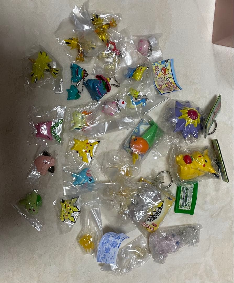 d*9様 初代　ポケットモンスター　ポケモンまとめ売り 実家から出て来た物