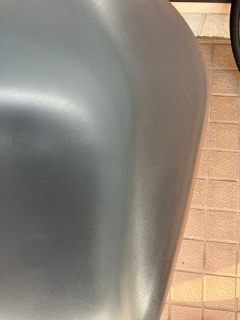 イームズプラスチックシェルアームチェア　グレー　ハーマンミラー