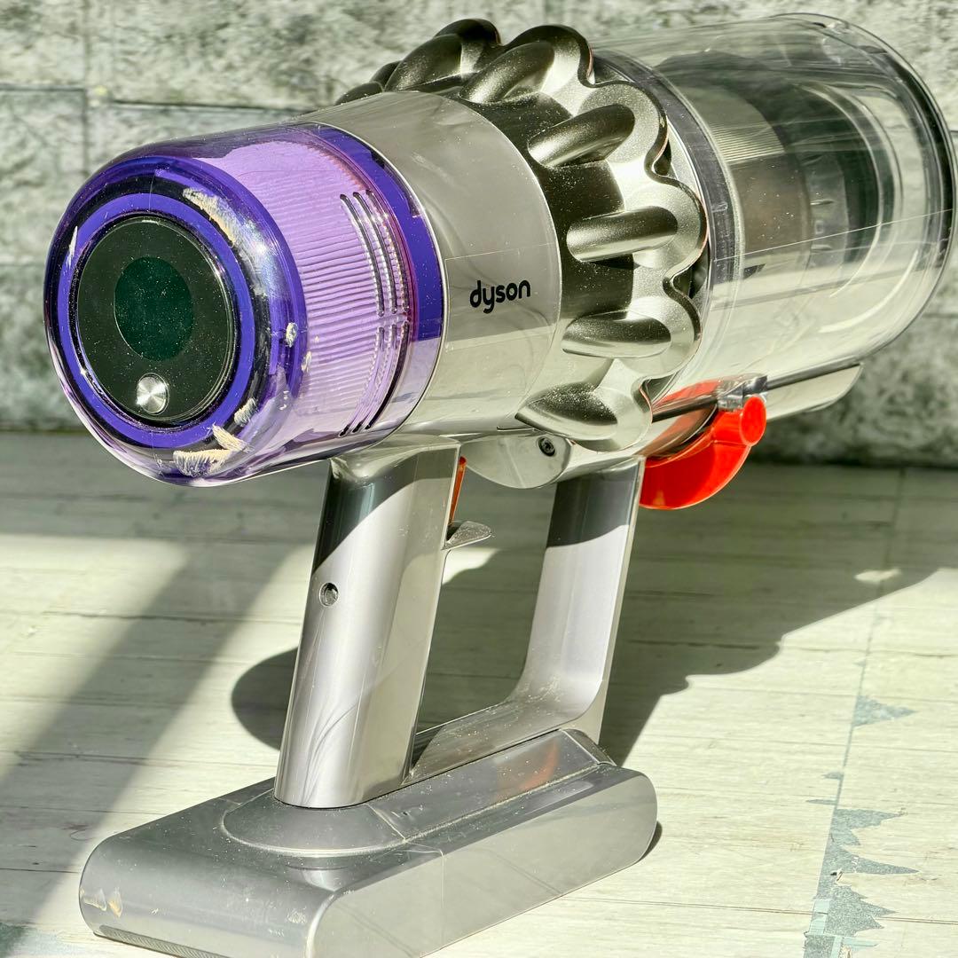 訳あり❗️Dyson V11 fluffy スタンドセット