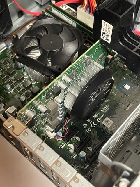 XPS8930 第八世代Core-i7/メモリ32GB/SSD256G/グラボ付