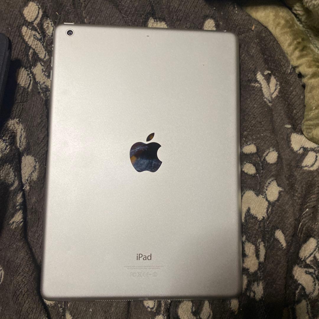Apple iPad ホワイト