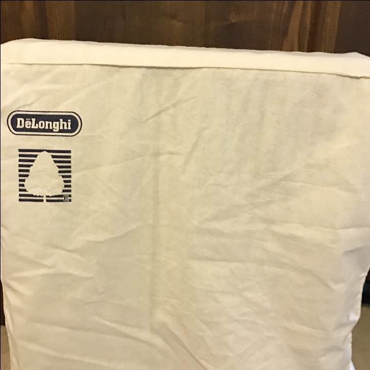 引越しの為売り切り商品 デロンギ オイルヒーター