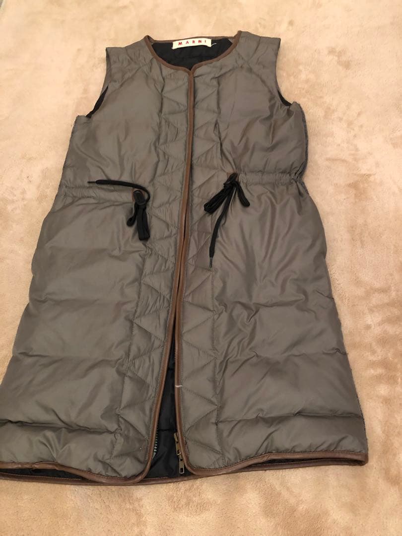 オシャレ　MARNI ベストジレダウンコート