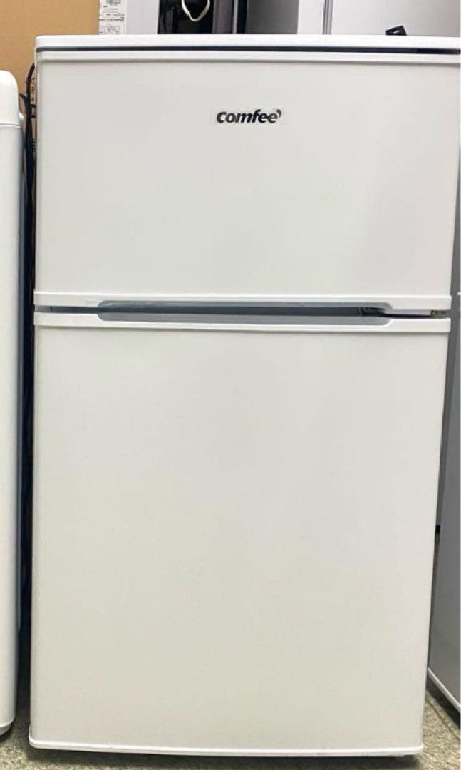 近隣地域限定送料無料❗️ 美品　comfee' 90L冷蔵庫