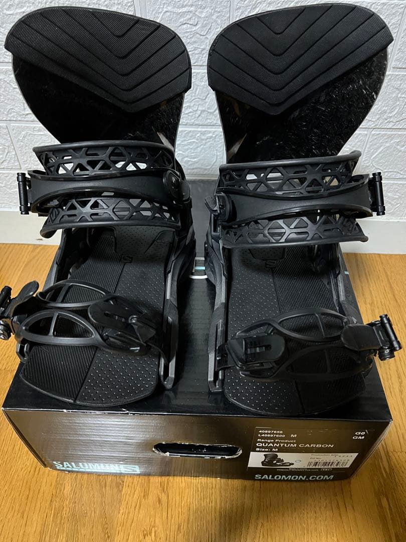 Salomon Quantum サロモン クォンタム Mサイズ