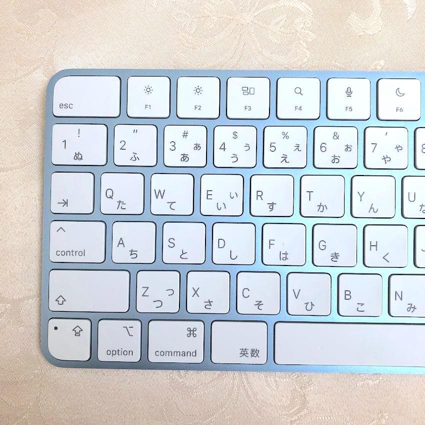限定カラー｜ブルー｜Touch ID｜MAGIC KEYBOARD ｜APPLE
