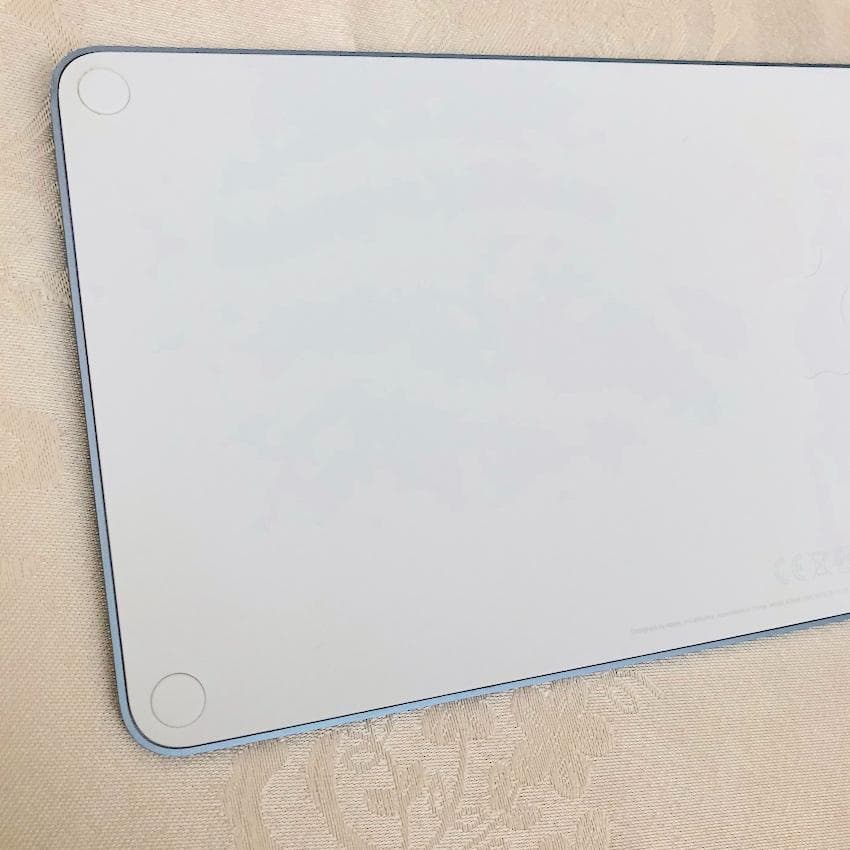 限定カラー｜ブルー｜Touch ID｜MAGIC KEYBOARD ｜APPLE