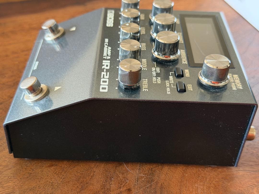 BOSS アンプIRキャビネット IR-200