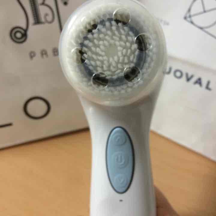 音波式クレンジングブラシ アメリカ電動洗顔ブラシclarisonic aria4