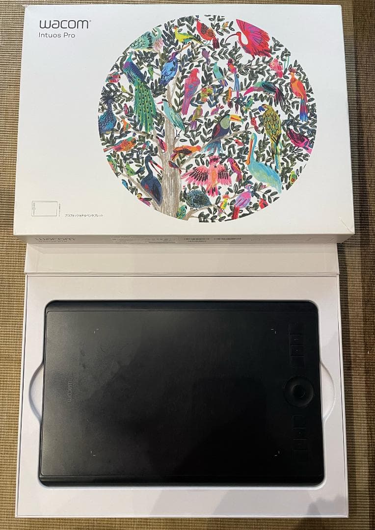み*ん様 Wacom Intuos Pro ペンタブレット PTH-660 Me