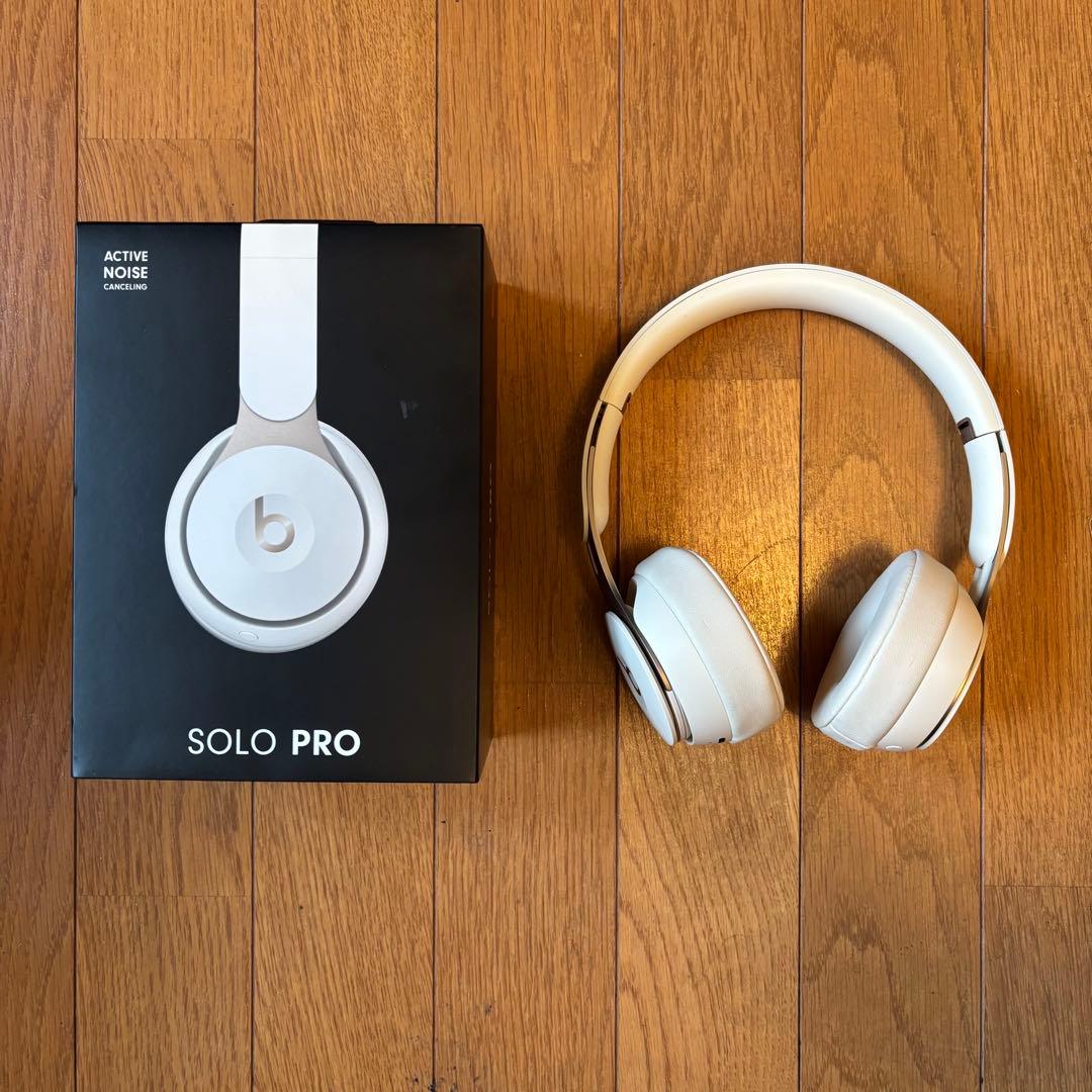 【値下げ対応可】Beats Solo Pro ワイヤレスヘッドホン ホワイト