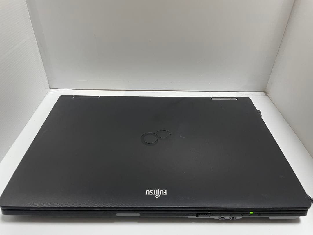 【944】富士通LIFEBOOK A561/D i5 XP office