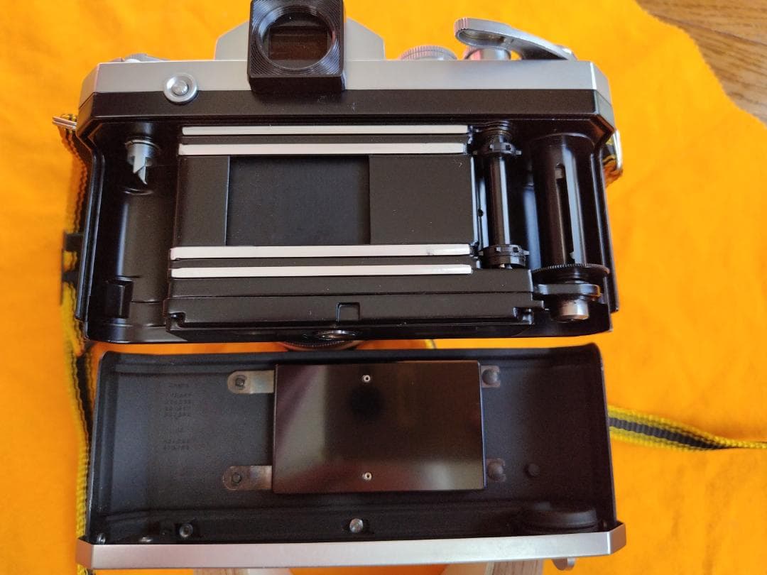 Nikon F アイレベル 35mm f2レンズ付き