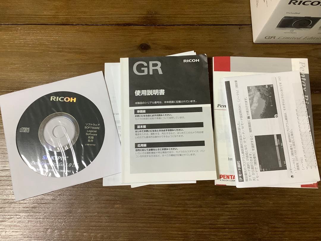 ゆ*ち様 RICOH GR Limited Edition 付属品多数あり！