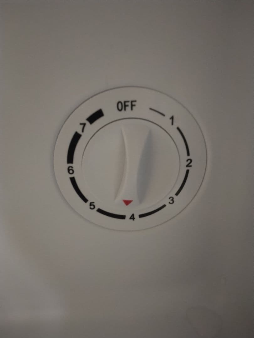 maxzen 冷凍庫 黒色 温度調節付き