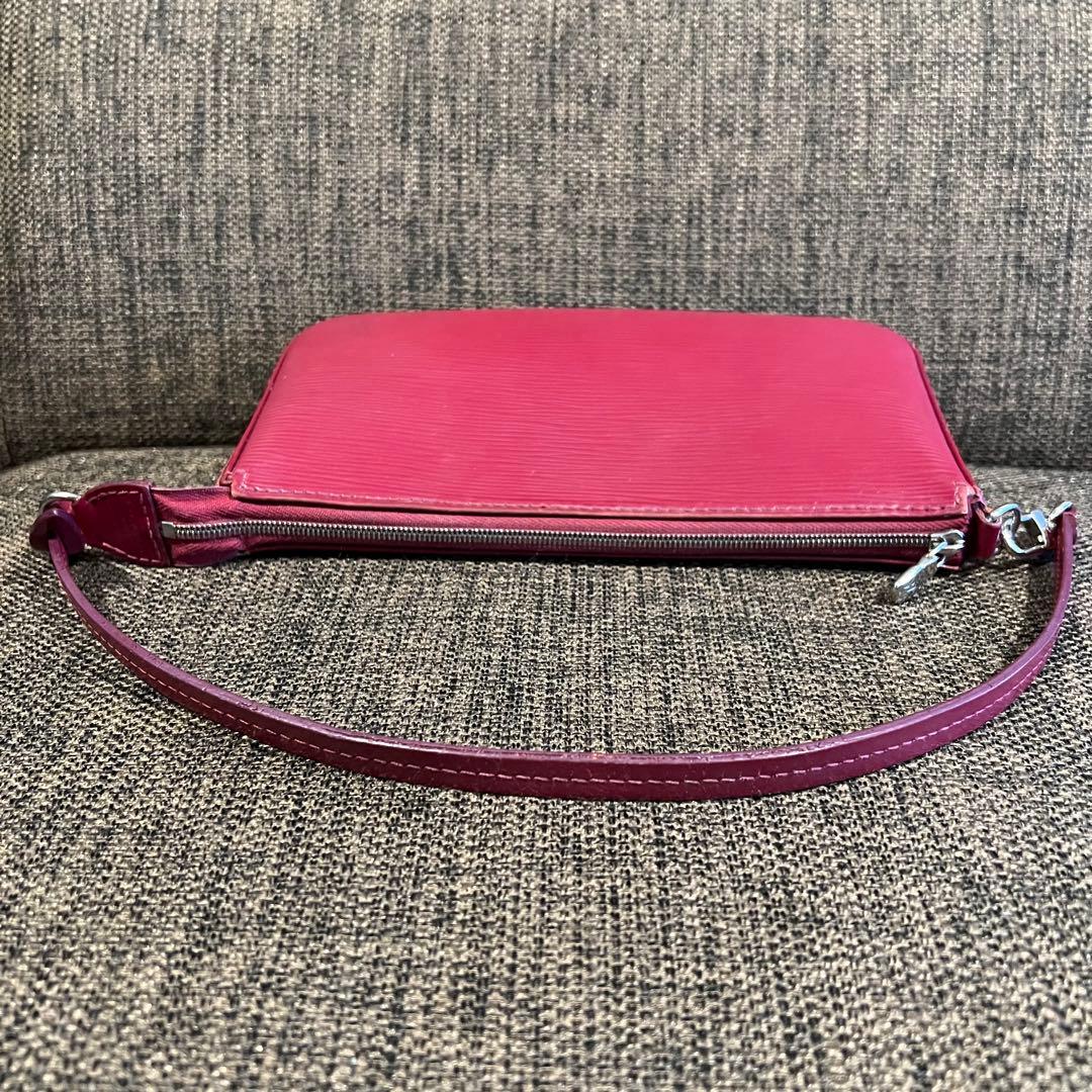 Louis Vuitton　アクセサリー　ポーチ　エピ　フューシャ