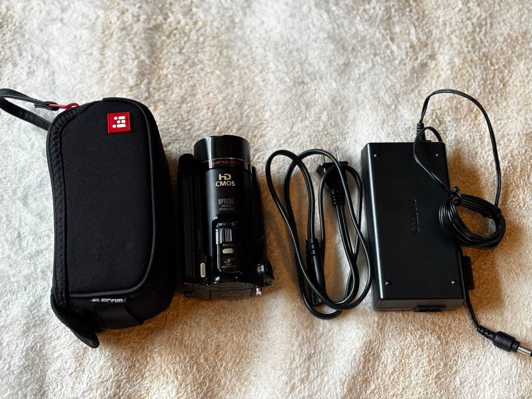 Canon IXY HF21 ビデオカメラ ケース付