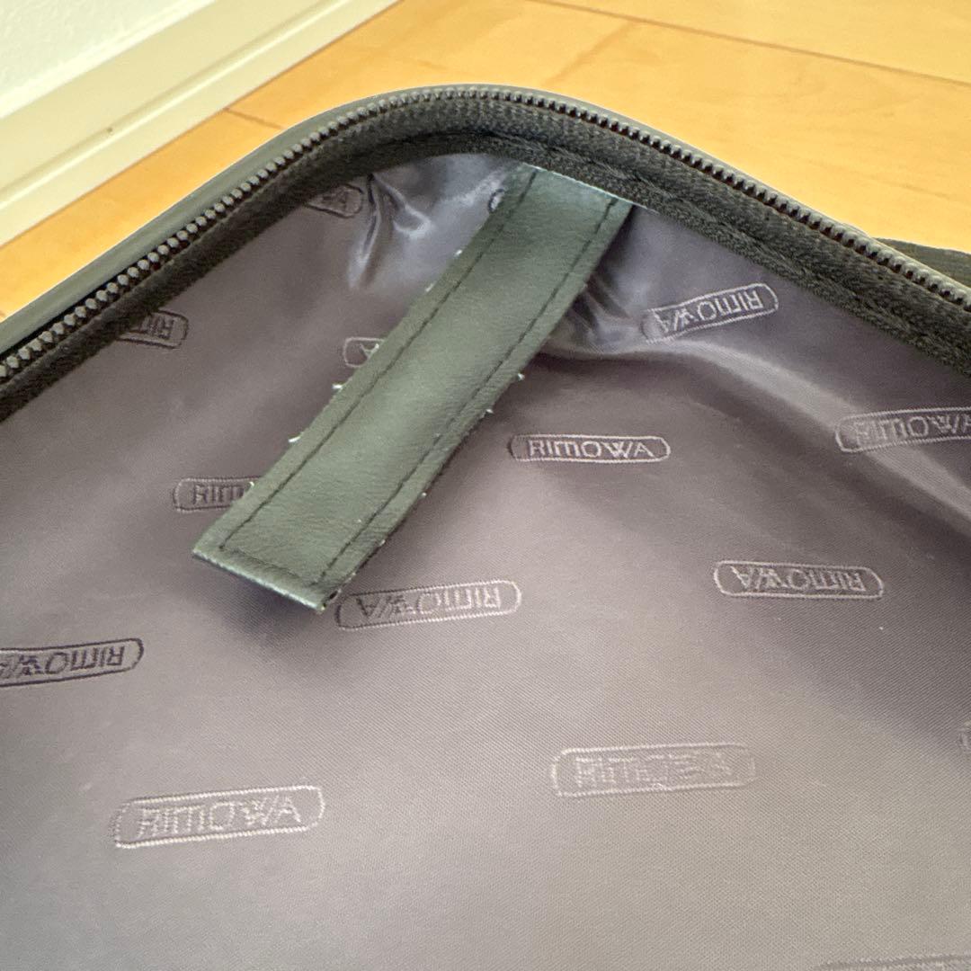 リモワ　ボレロ　ブリーフケース