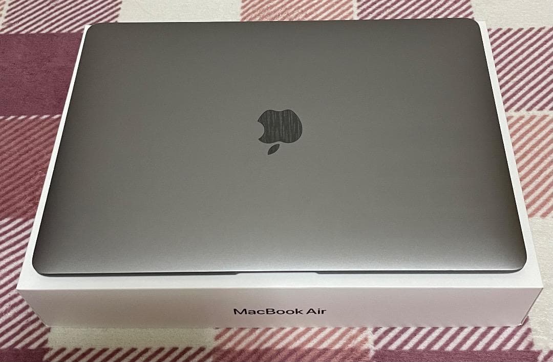 美品 Macbook Air 2020/M1チップ-Office 付き