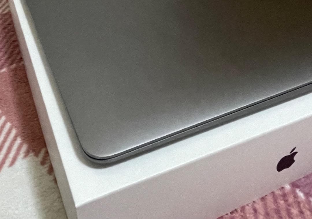 美品 Macbook Air 2020/M1チップ-Office 付き