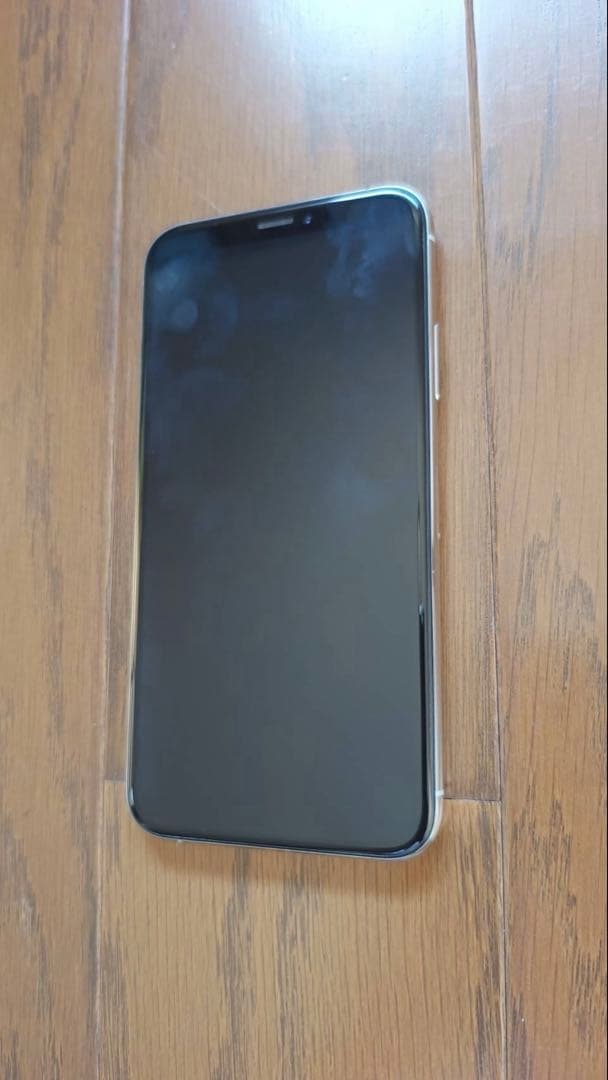 iPhone xs 256GB 本体　ホワイト　箱無し