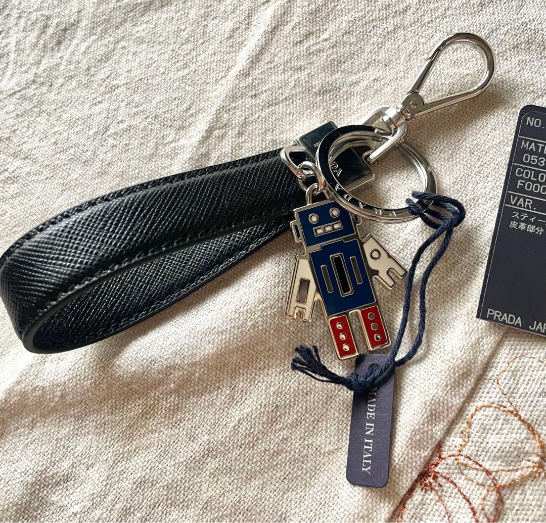 「未使用」PRADA ロボットデザイン キーホルダー
