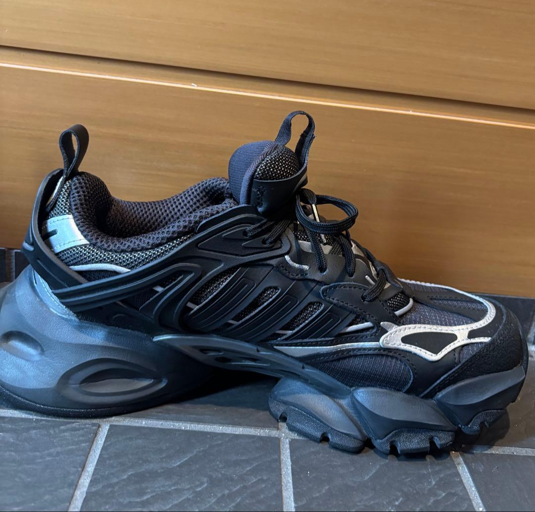 日本未発売 美品 adidas XLG Runner Deluxe black