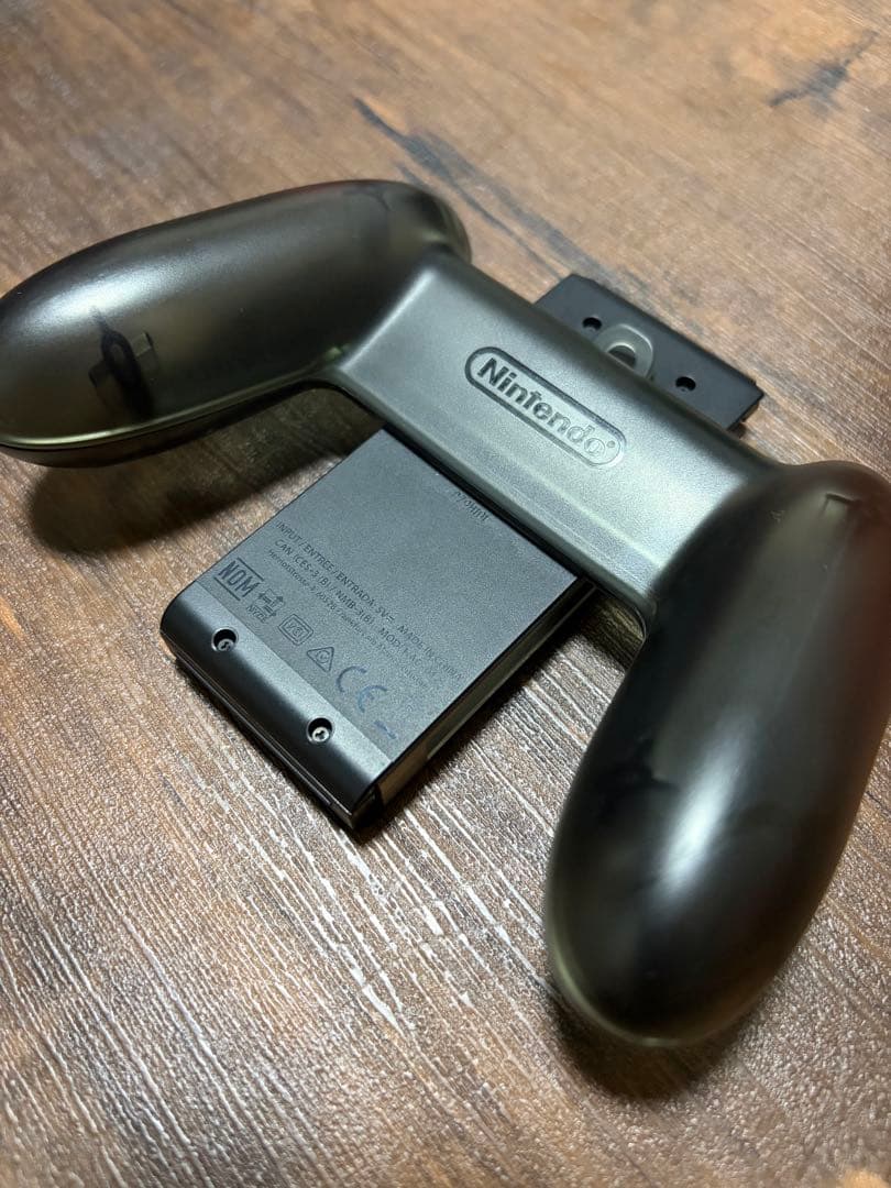 Switch ピカブイ版(SDカード、ケース等おまけ付き)