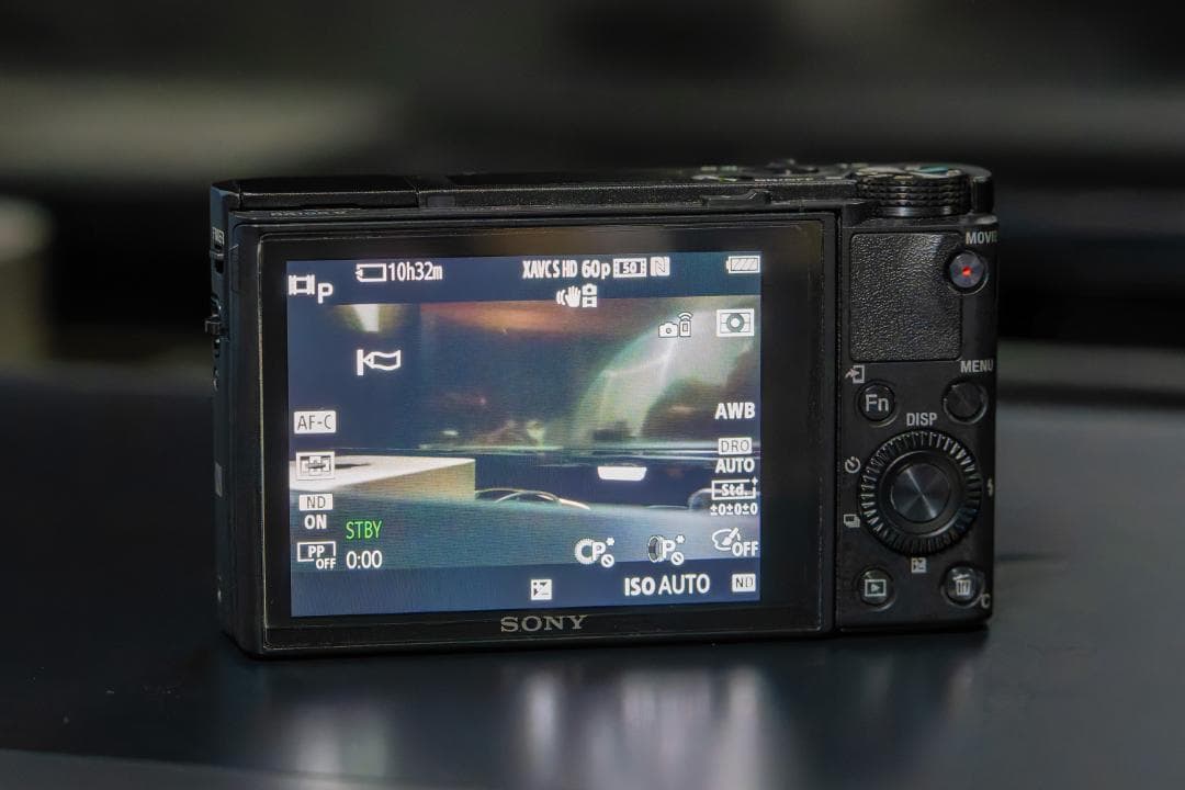 RX100V (DSC-RX100M5A)とVCT-SGR1