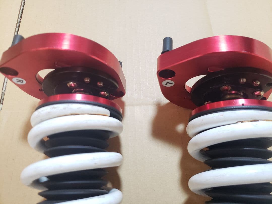 c*s様 Spiegel シュピーゲル プロス ペックネオ車高調　ダイハツエッセ