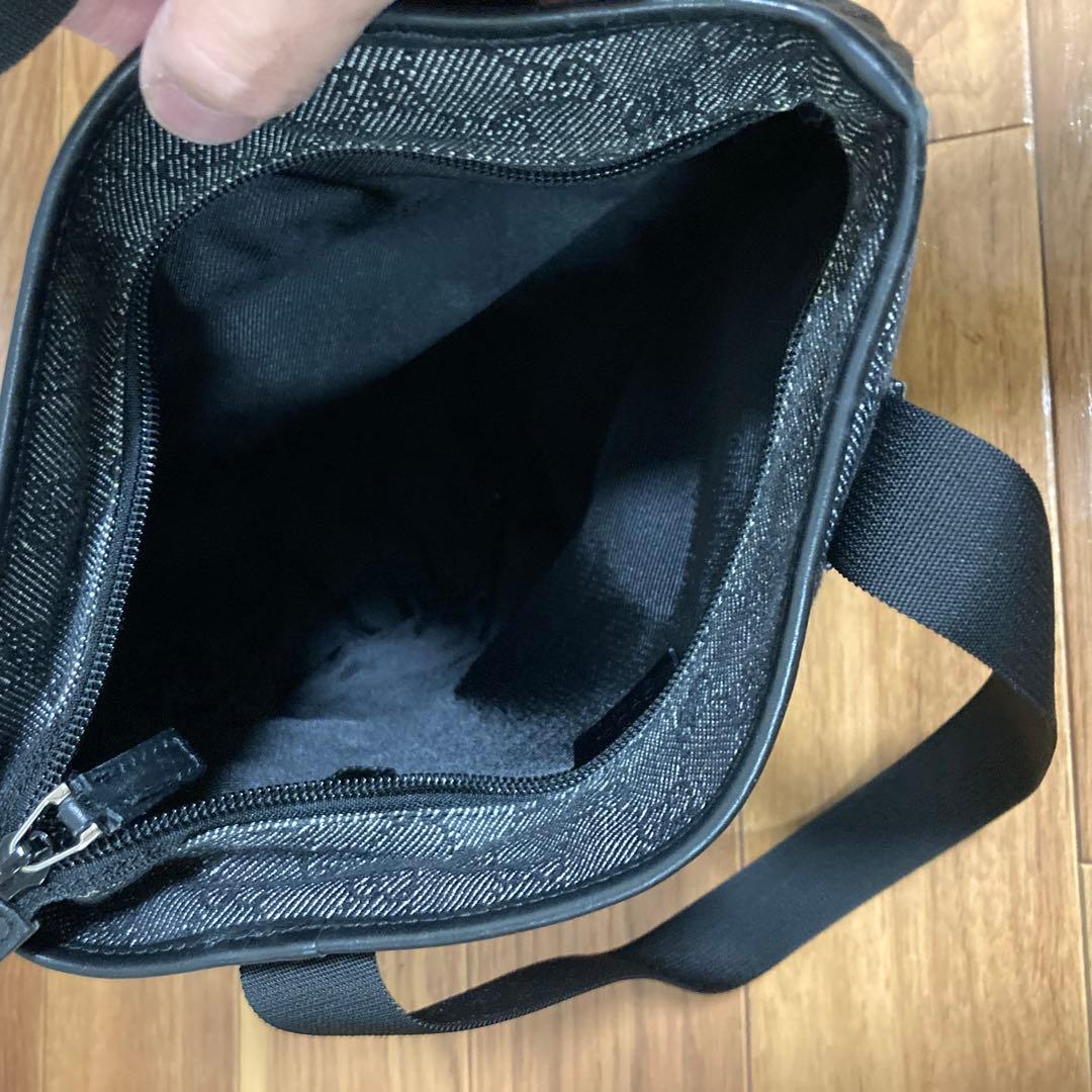 グッチ　トートバッグ　ブラック　レザー