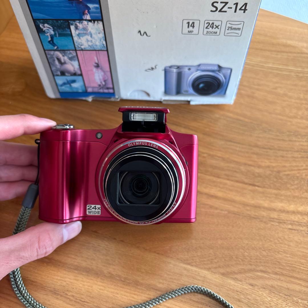 OLYMPUS SZ-11 デジタルカメラ 14メガピクセル sdカード無し