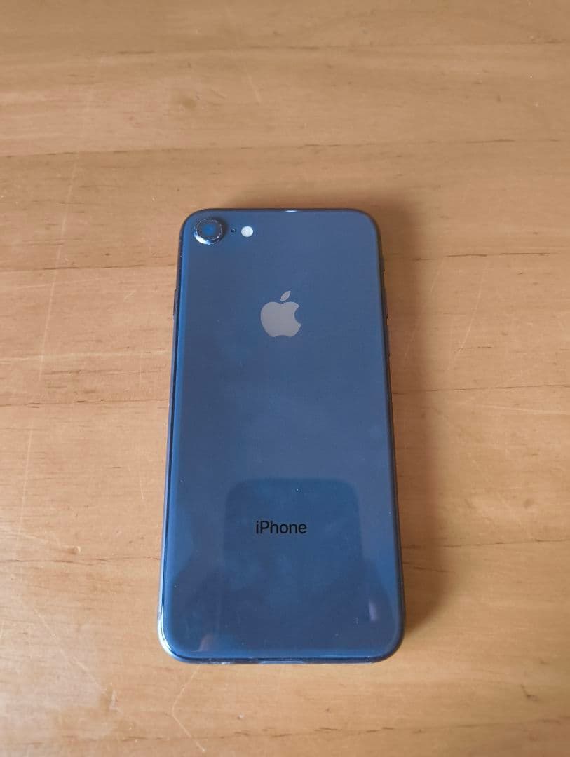 iPhone 8 64GB スペースグレー SIMフリー バッテリー86%
