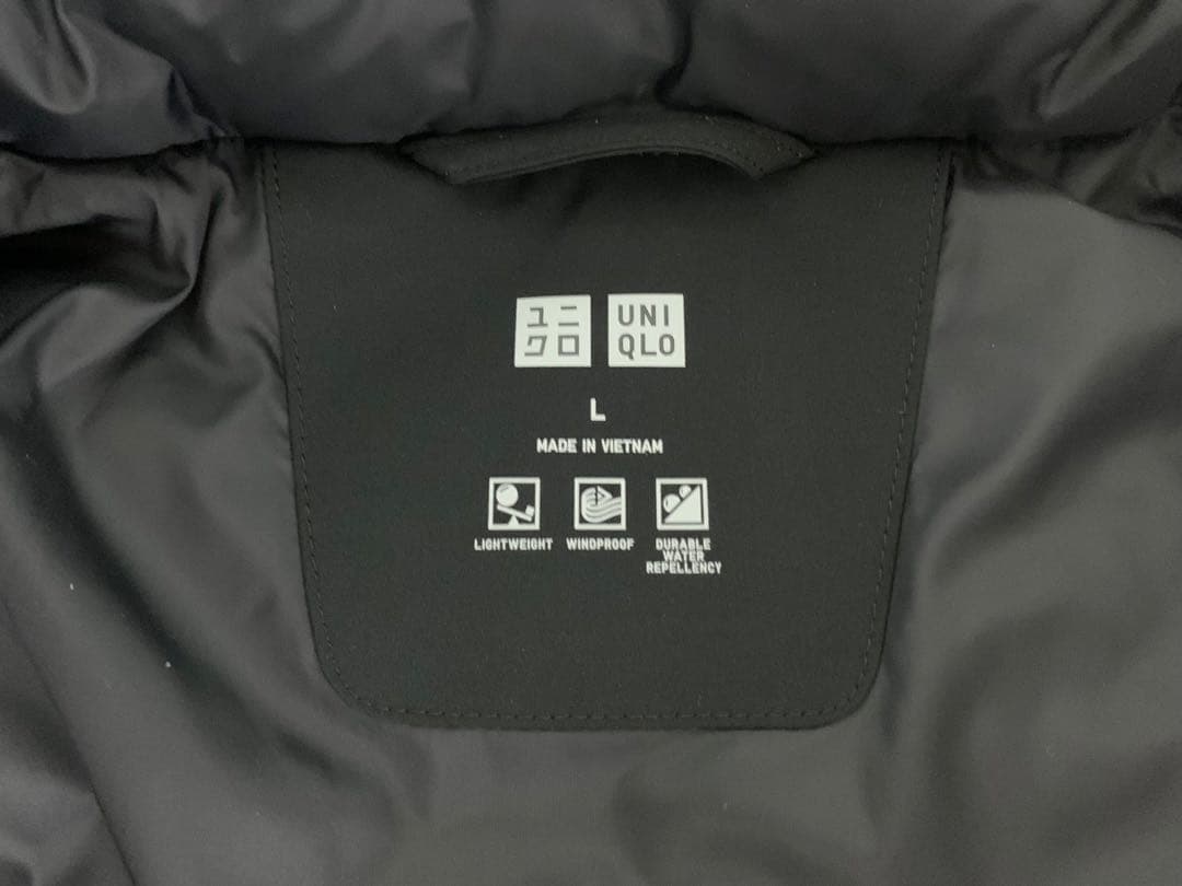 UNIQLO シームレスダウンパーカ Lサイズ（ブラック）