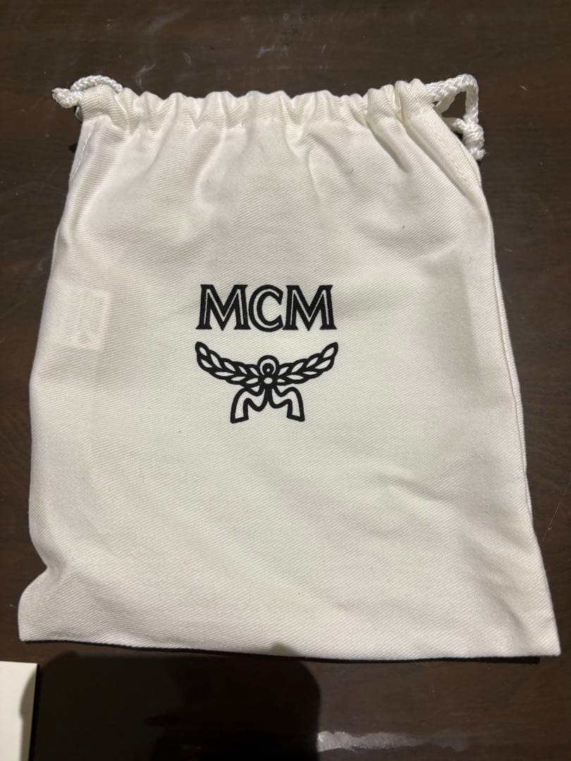 MCM ブラックレザーベルト未使用