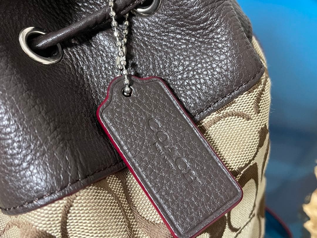 COACH コーチ F37476 シグネチャー リュック 美品