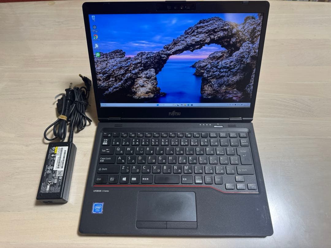 LIFEBOOK U7311/F 第11世代Celeron RAM8G!!