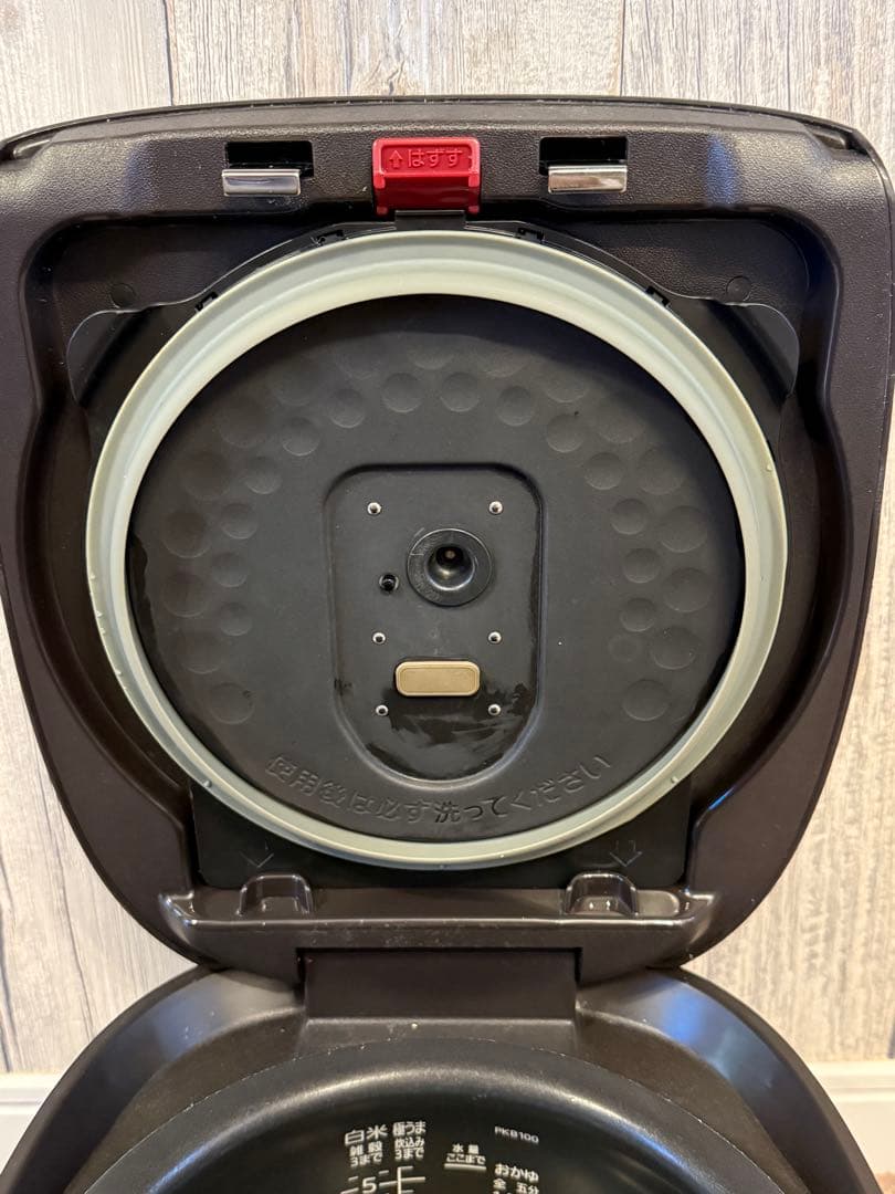 【タイガー】圧力IH炊飯ジャー　△jpk-B100